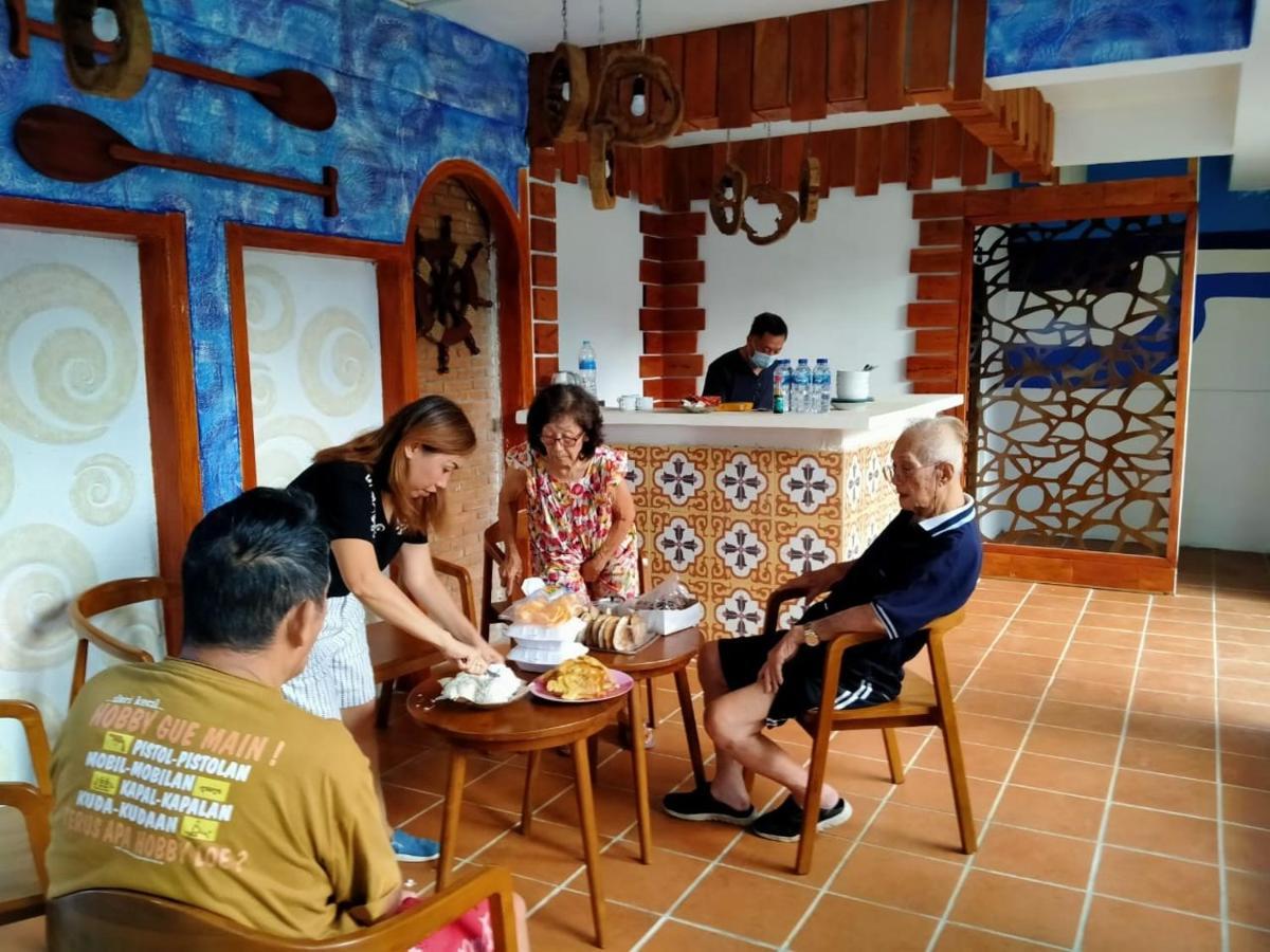 Long Beach Hotel Pangandaran Buitenkant foto