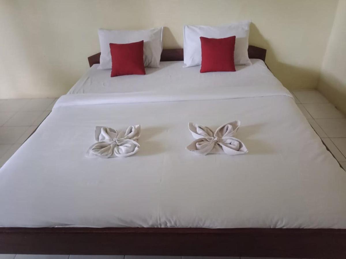 Long Beach Hotel Pangandaran Buitenkant foto