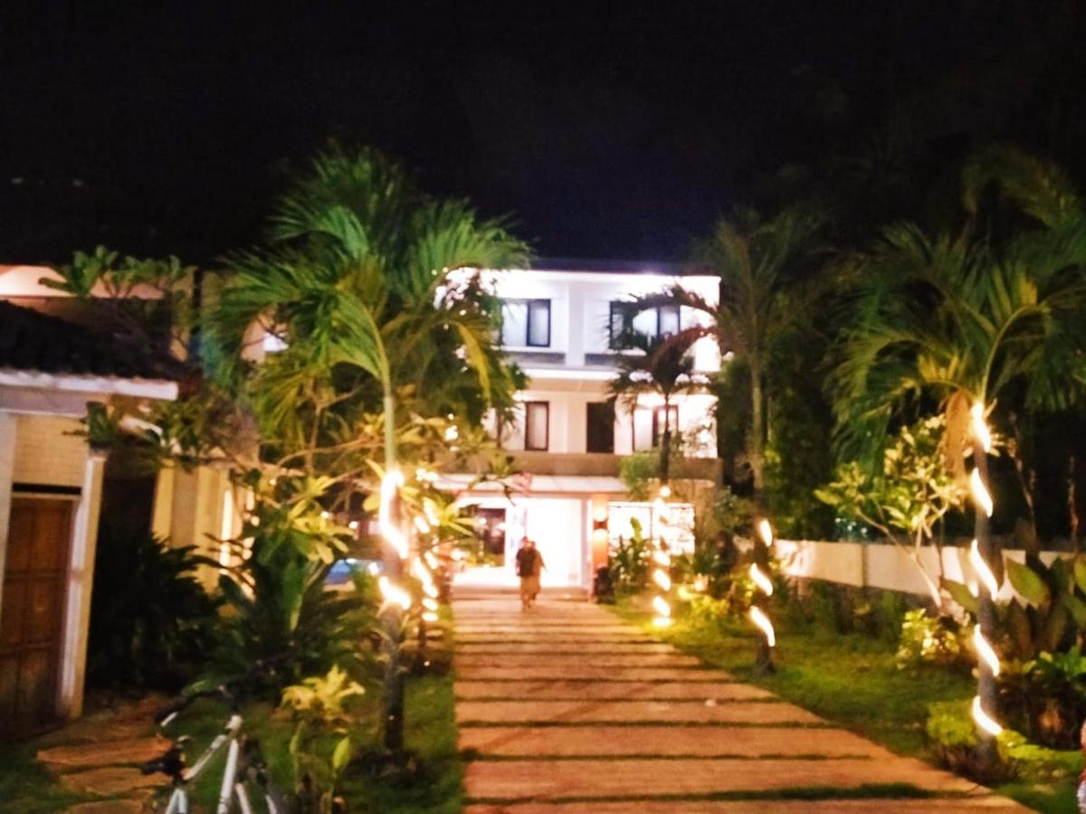 Long Beach Hotel Pangandaran Buitenkant foto