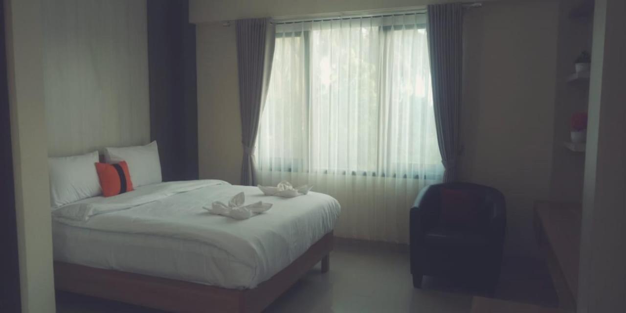 Long Beach Hotel Pangandaran Buitenkant foto